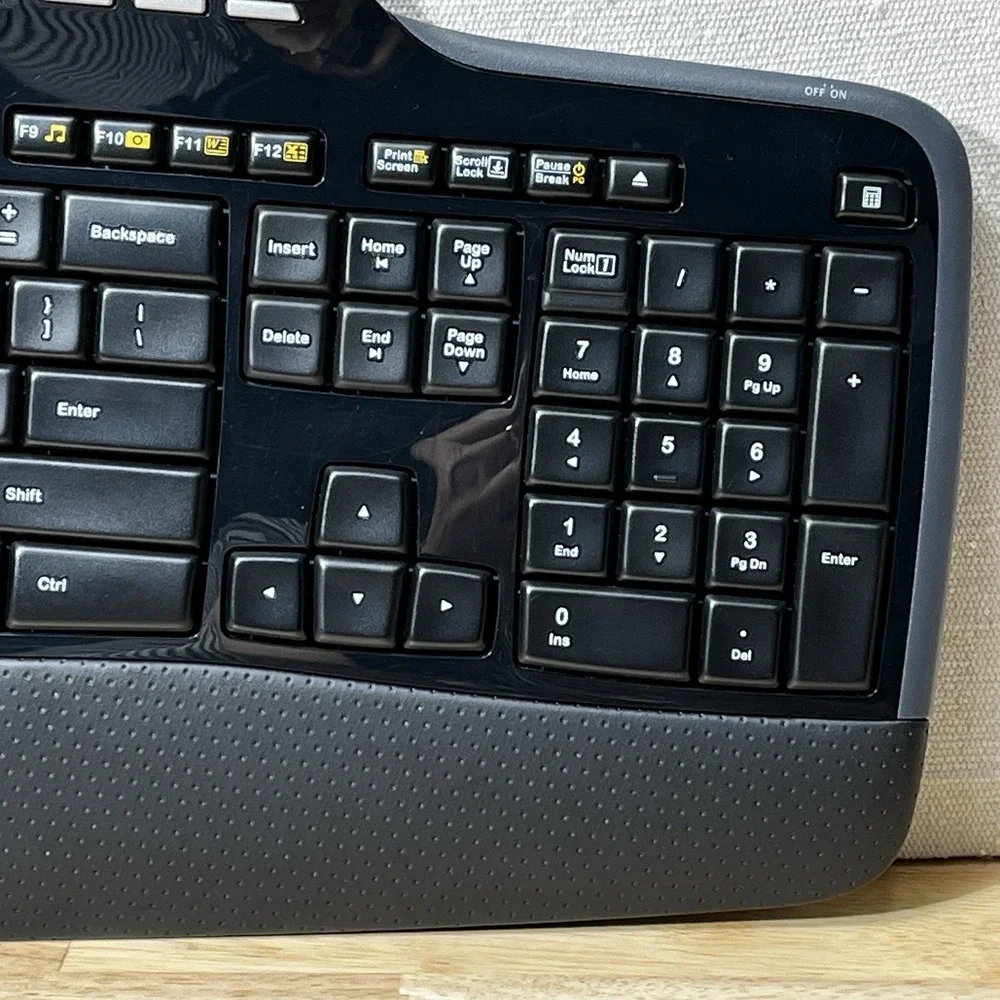 Logitech‎ MK710 MK700 Wireless Keyboard Unifying Receiver – Keys Stick – Parts
